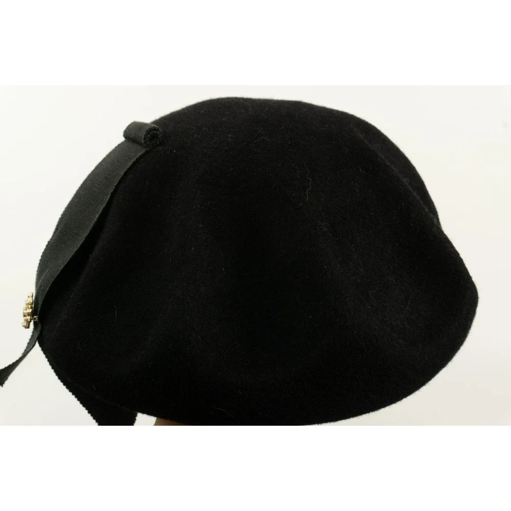 Vintage Glenover Felt Wool Beret Cap Henry Pollak Tat Gem Floral Pin Black
